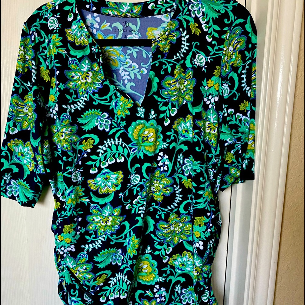 Land’s End  rash guard swim top